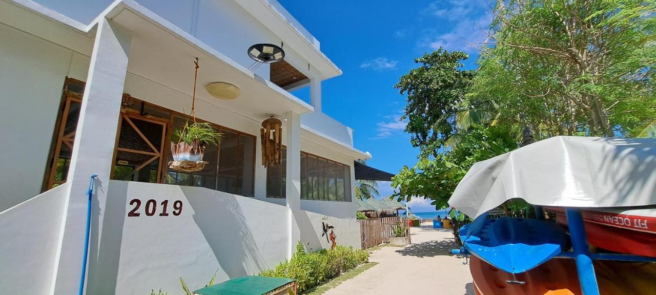 In Dai Aquasports And Beach Resort Santa Fe  Eksteriør bilde