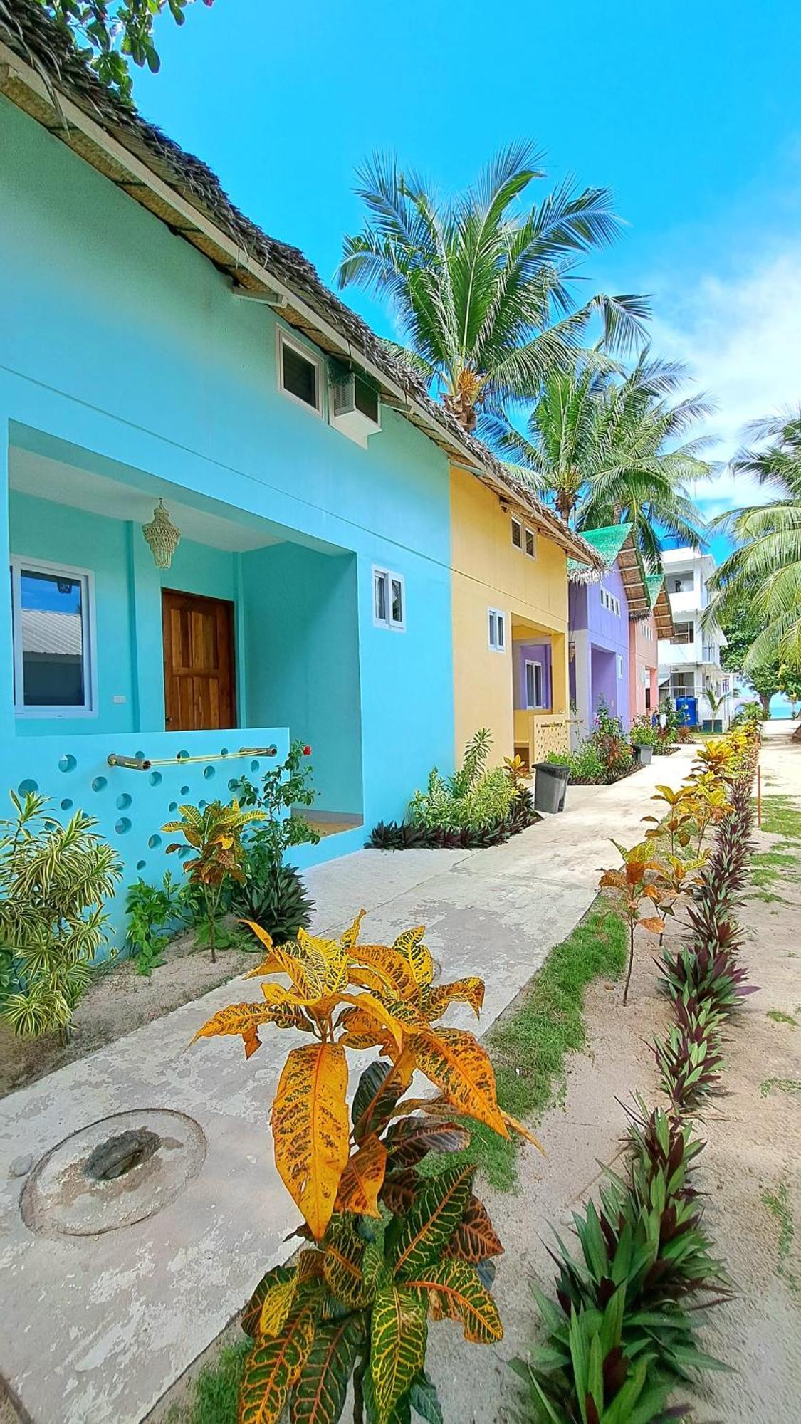 In Dai Aquasports And Beach Resort Santa Fe  Eksteriør bilde