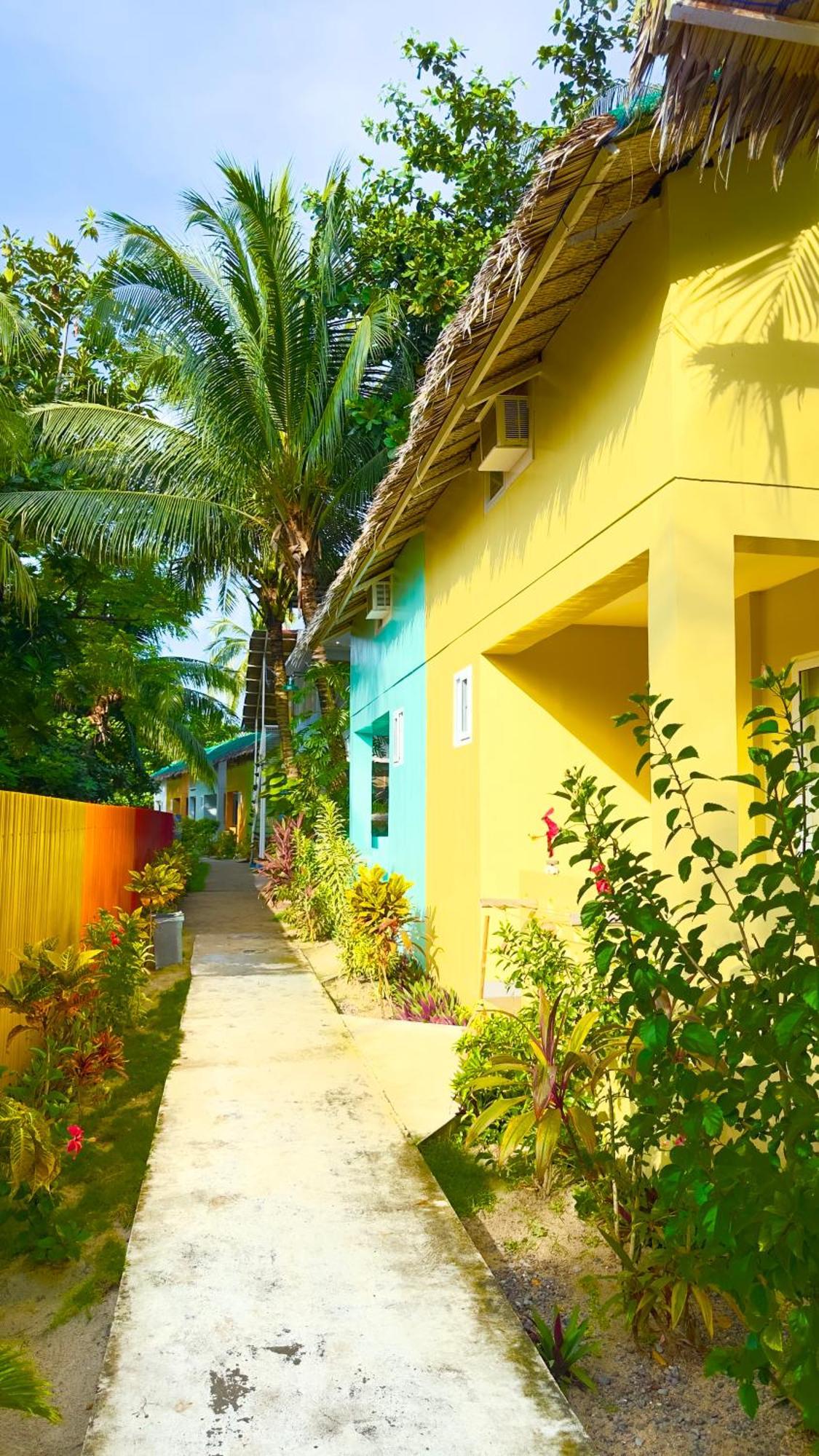 In Dai Aquasports And Beach Resort Santa Fe  Eksteriør bilde