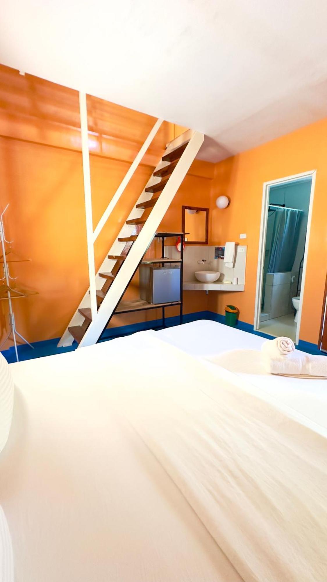 In Dai Aquasports And Beach Resort Santa Fe  Eksteriør bilde